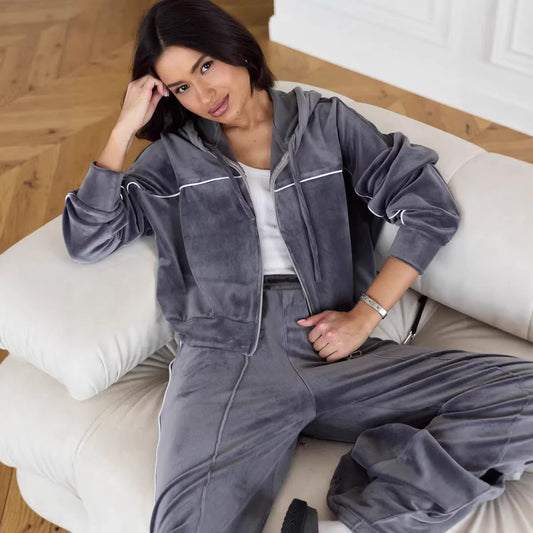 Damen Velours-Anzug Sportlich Elastisch Kapuze Schwarz Eveloria - Eveloria