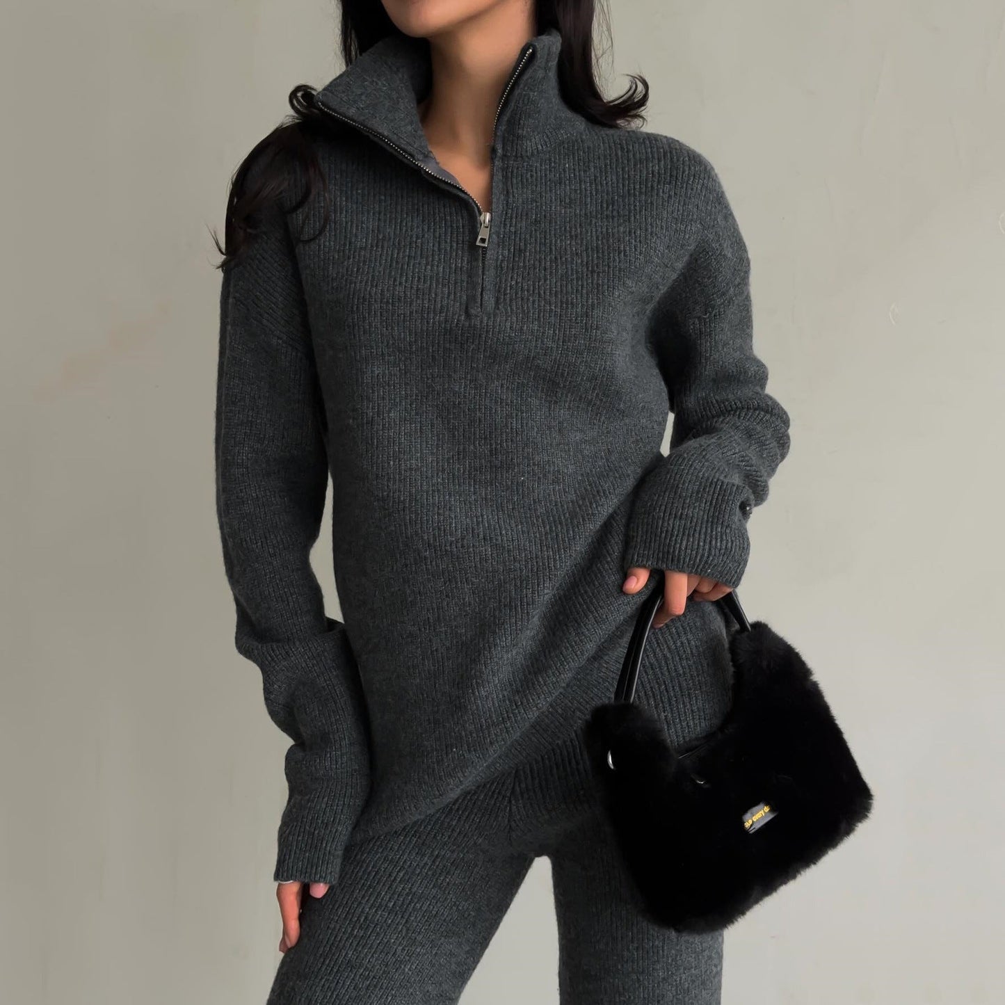 Damen Oversized Strickpullover Hochkragen Reißverschluss Eveloria