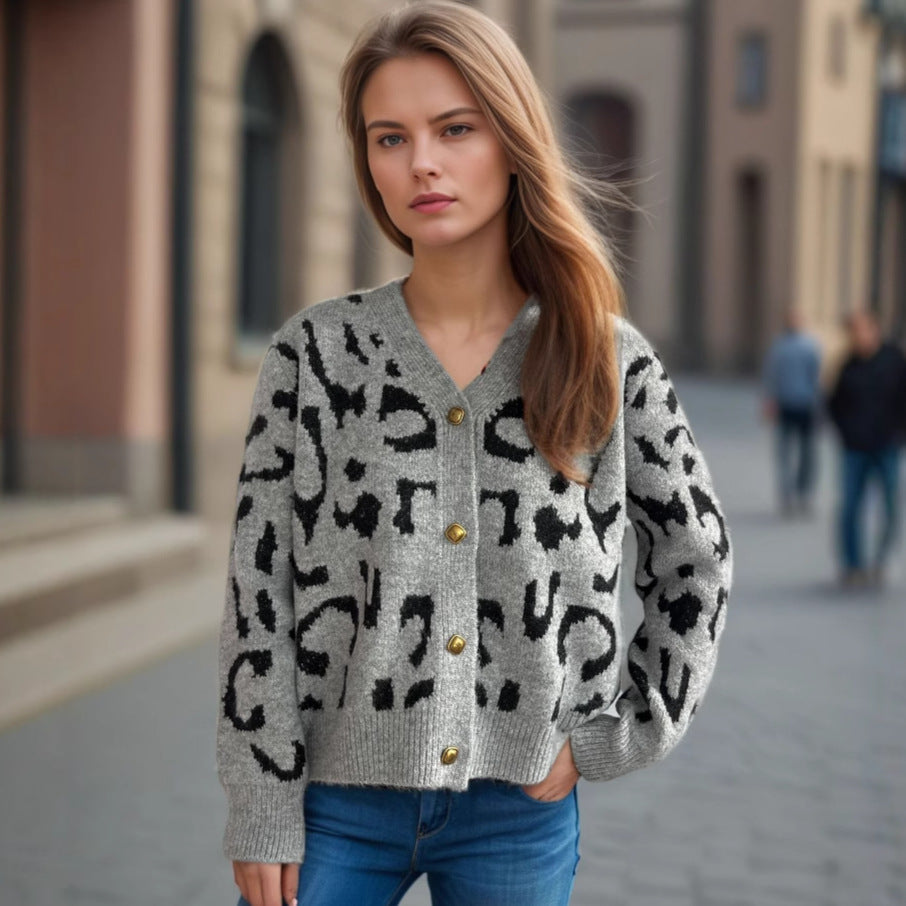 Damen Strickjacke Animalmuster Goldknöpfe Beige