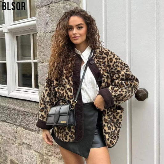 Damen Plüschjacke Leo-Muster Eveloria - Eveloria