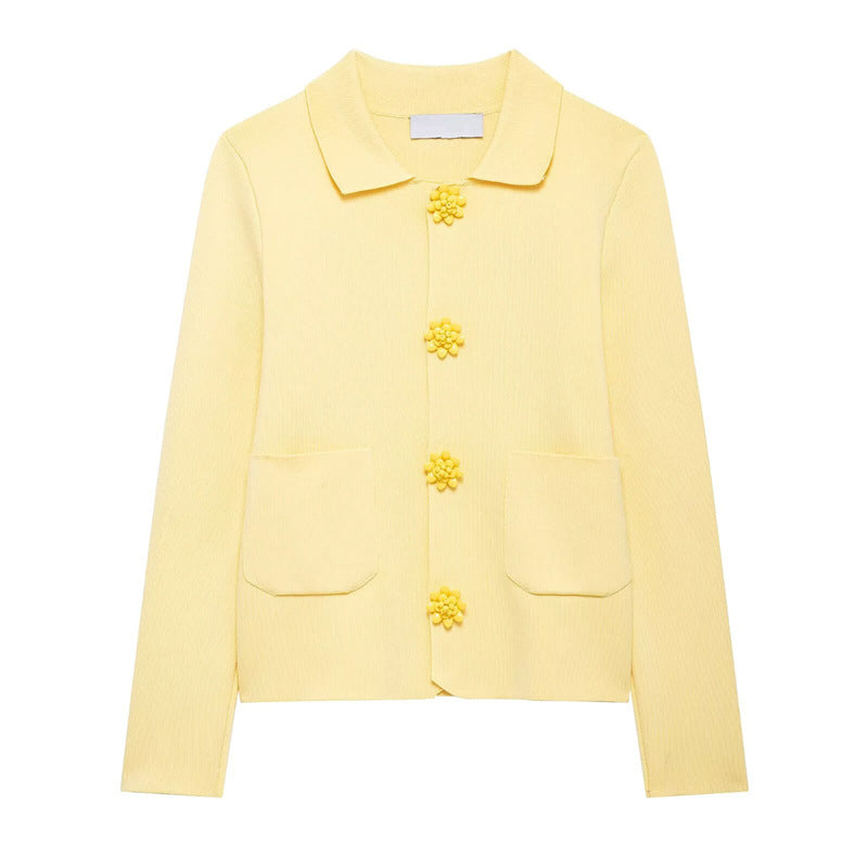 Damen Strickjacke mit Blütenknöpfen Eveloria