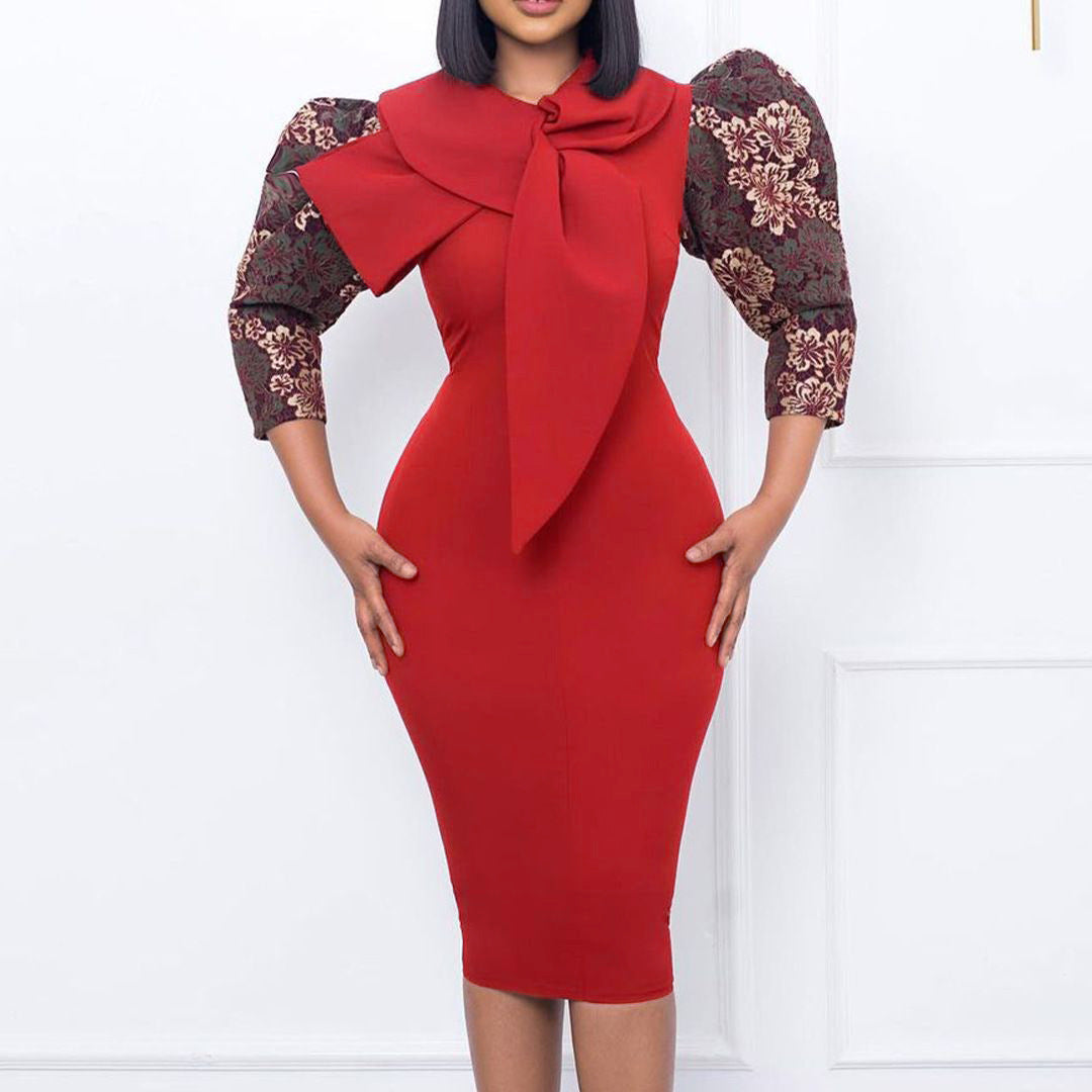 Damen Kleid mit Statement-Kragen und floralem Ärmel Eveloria