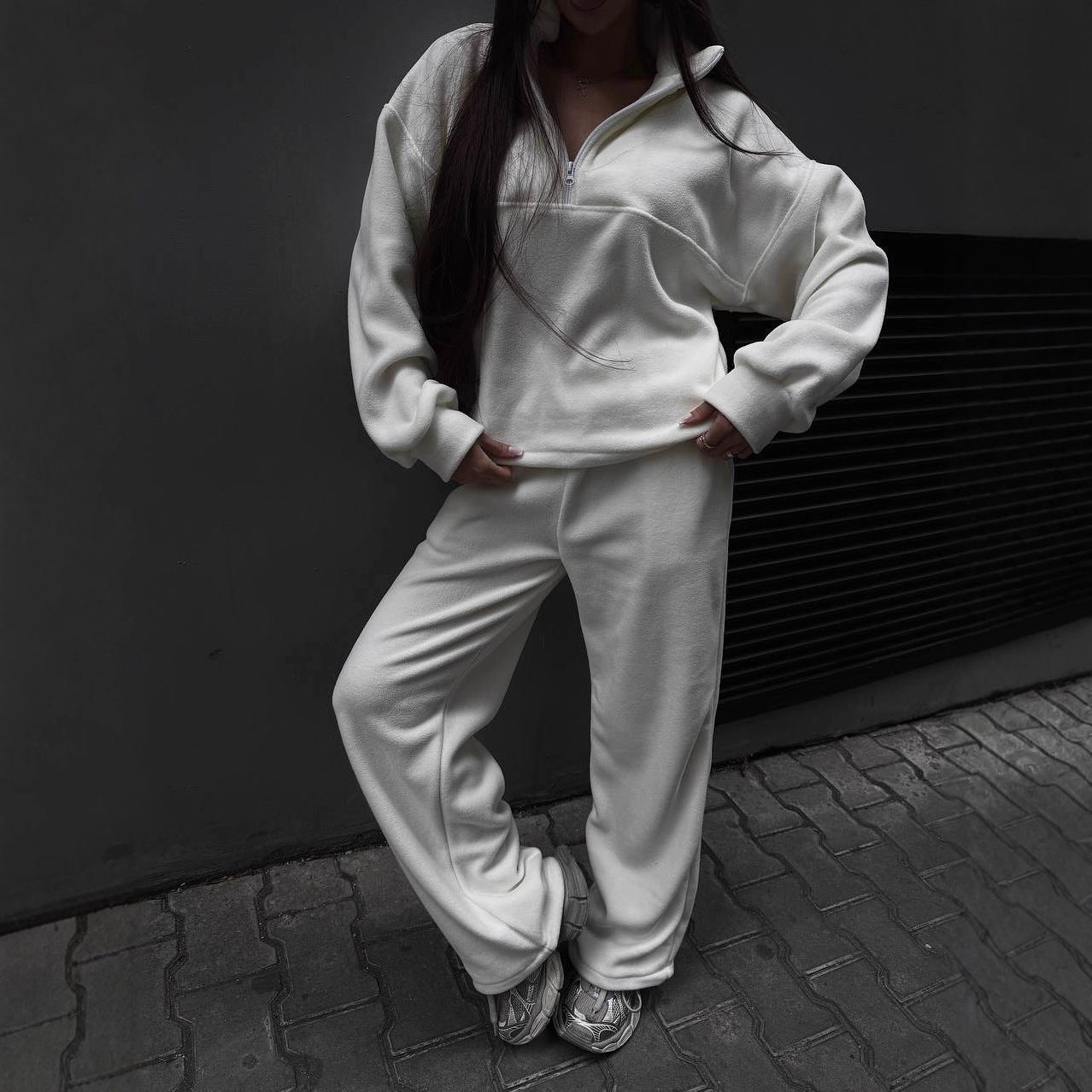Damen Fleece-Jogginganzug Stehkragen Reißverschluss Eveloria