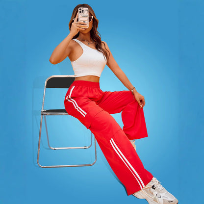 Damen Sporthose Weite Passform mit Cargo-Taschen und Seitenstreifen