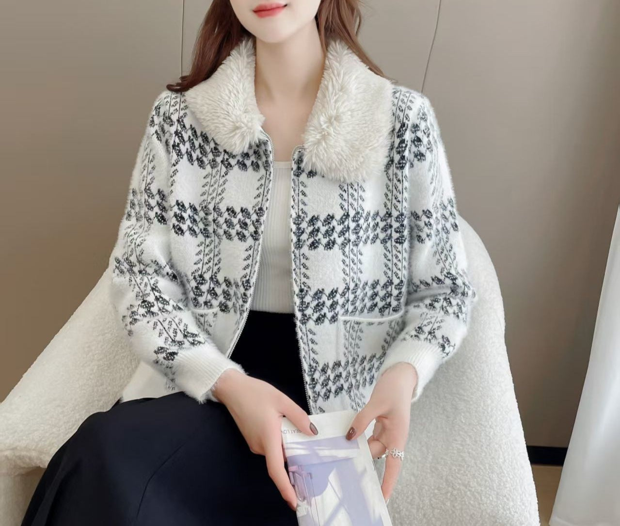 Damen Strickjacke mit Kunstfellkragen Eveloria