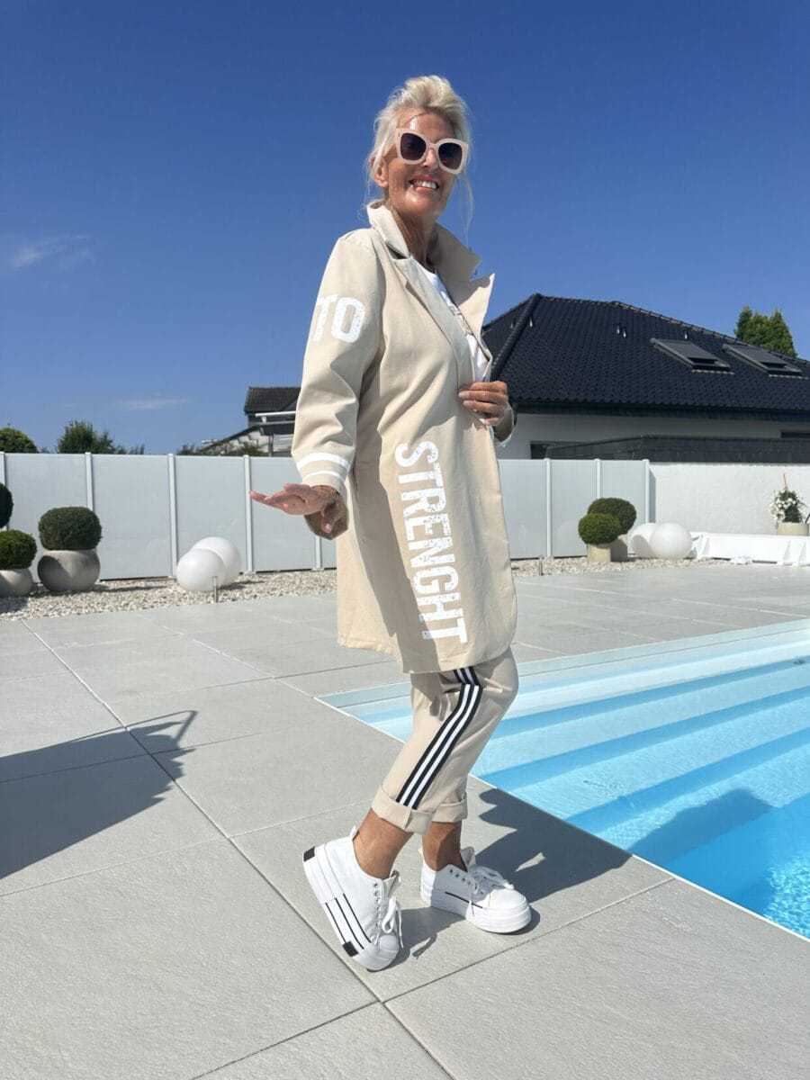 Damen Trenchcoat mit Streifen Weiß