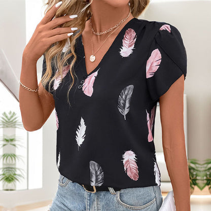 Damen mit Blumenmuster und Knöpfen