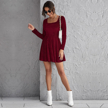 Damen Minikleid Quadrat-Ausschnitt Länge Knie Langärmlig Eveloria