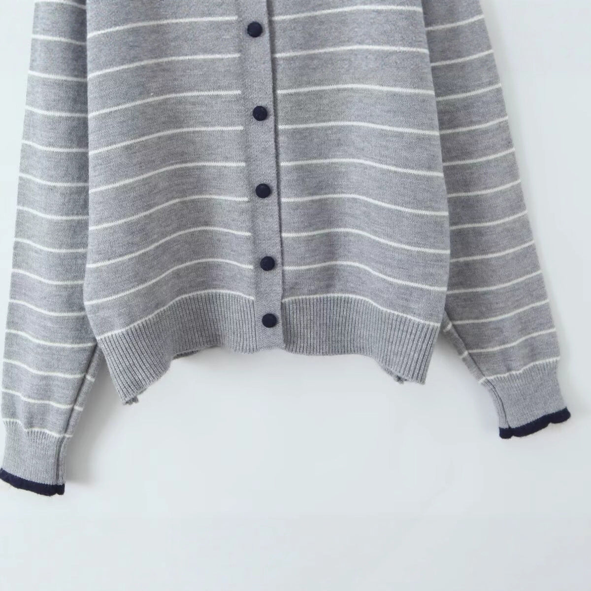 Damen Strickjacke Gestreift Rundhals Knöpfe Eveloria