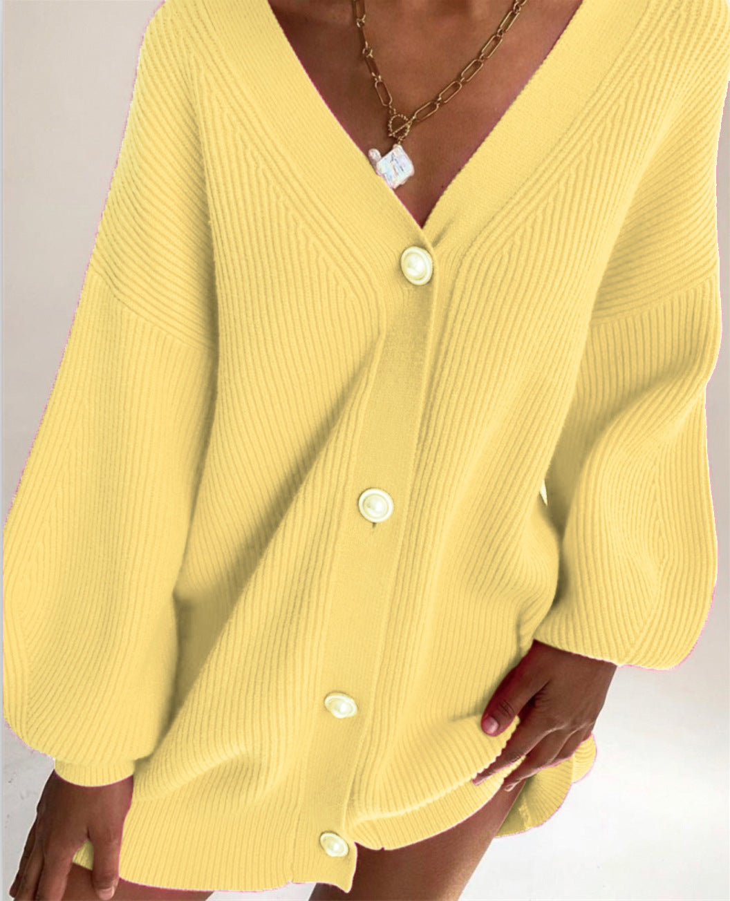 Damen Oversized Strickcardigan mit Dekorativen Knöpfen Beige