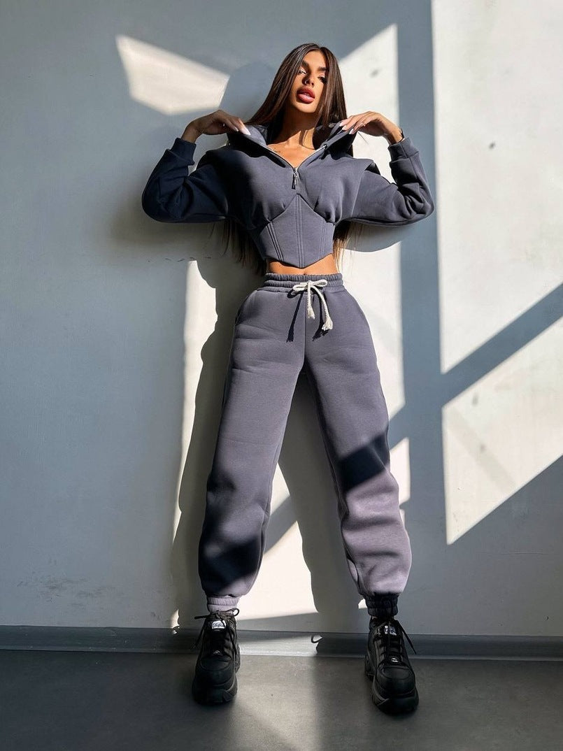 Damen Sportoutfit Cropped Jacke Jogginghosen Eveloria