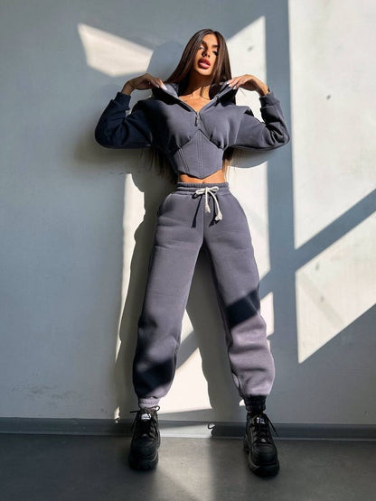Damen Sportoutfit Cropped Jacke Jogginghosen Eveloria