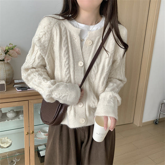 Damen Grobstrickjacke Zopfmuster Breite Ärmel Eveloria - Eveloria