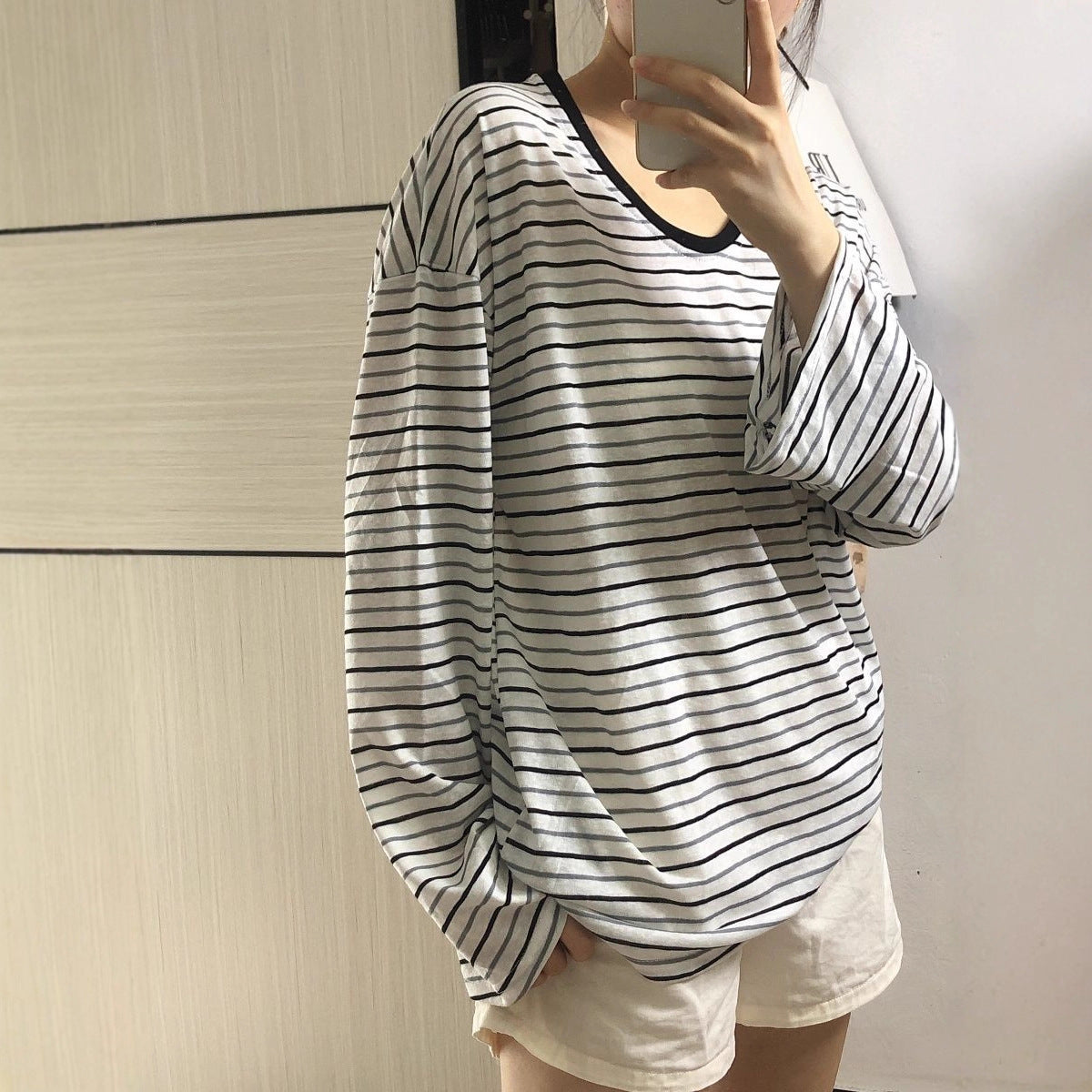 Damen Oversized Langarmshirt Streifen Weite Ärmel weiß