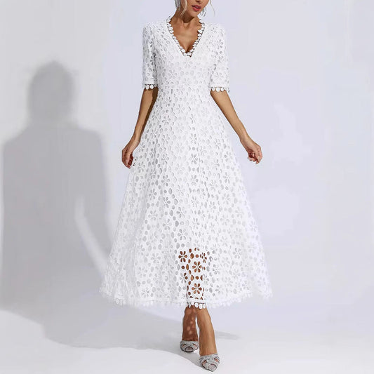 Damen Maxikleid Blumenstickerei V-Ausschnitt Eveloria - Eveloria
