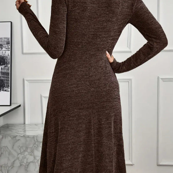 Damen Midikleid mit Plisseedetail und langem Arm Eveloria