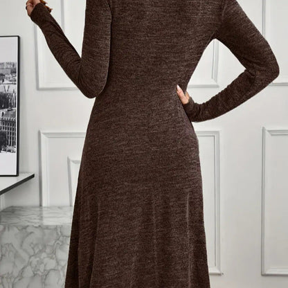 Damen Midikleid mit Plisseedetail und langem Arm Eveloria