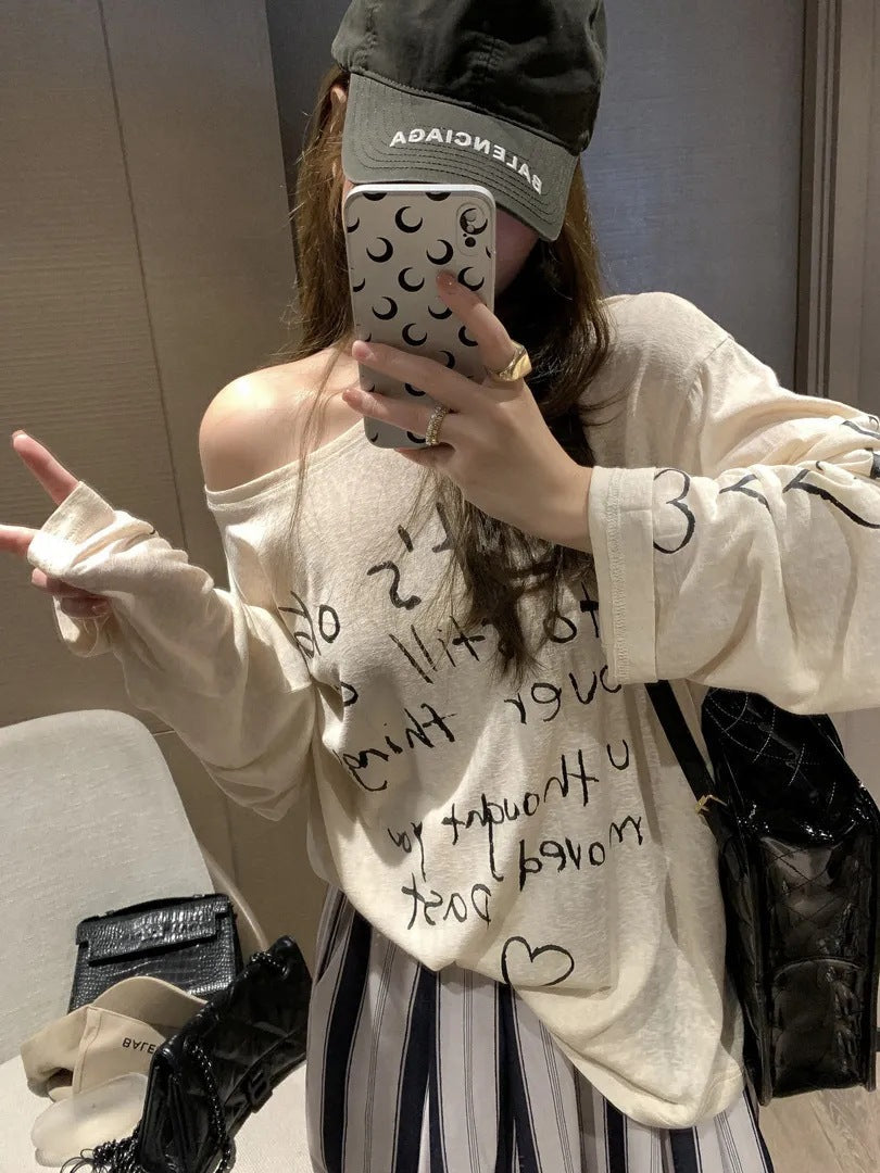 Damen Oversized Oberteil Off-Shoulder Design mit Schriftzug