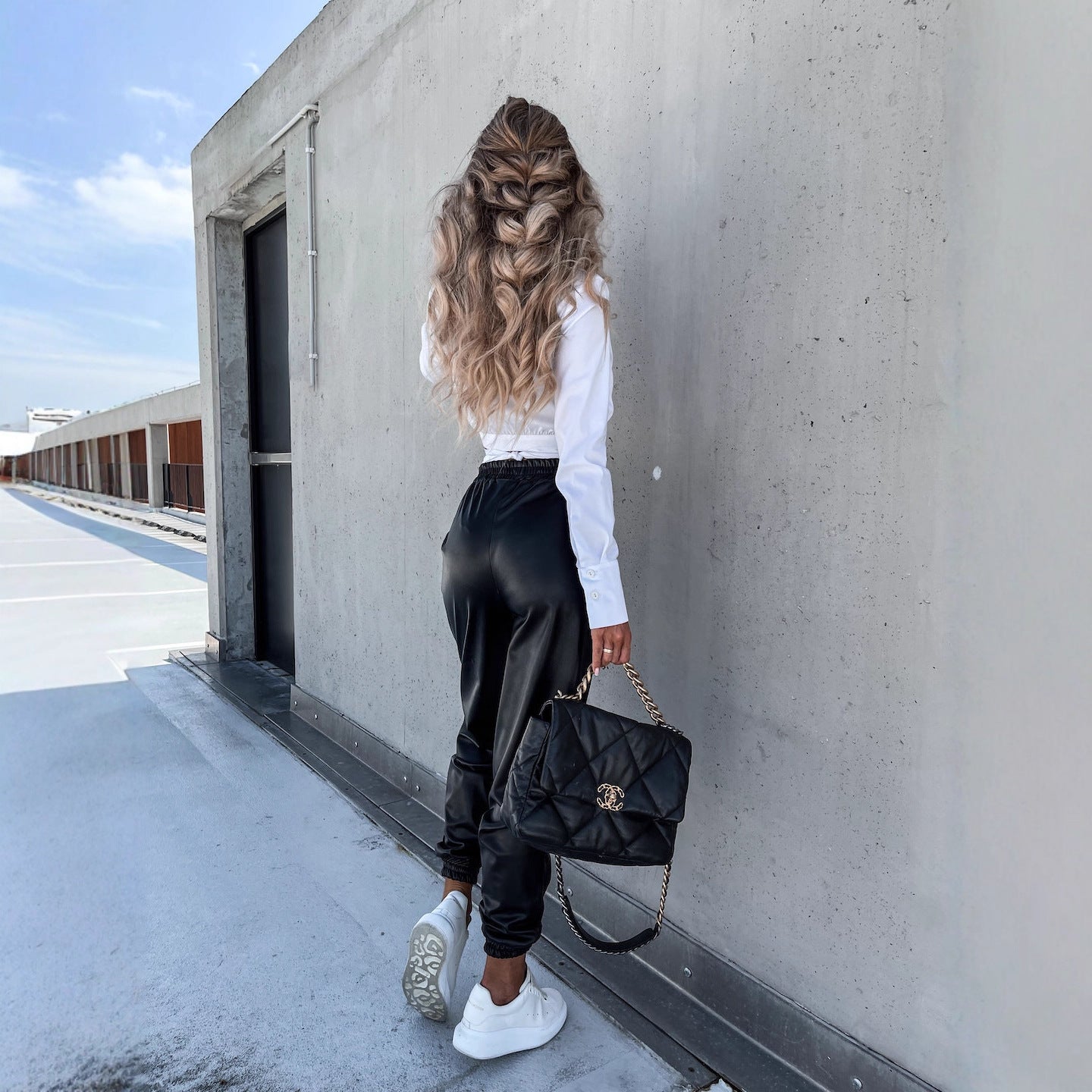 Damen Jogginghose Elastischer Bund Praktische Taschen Eveloria