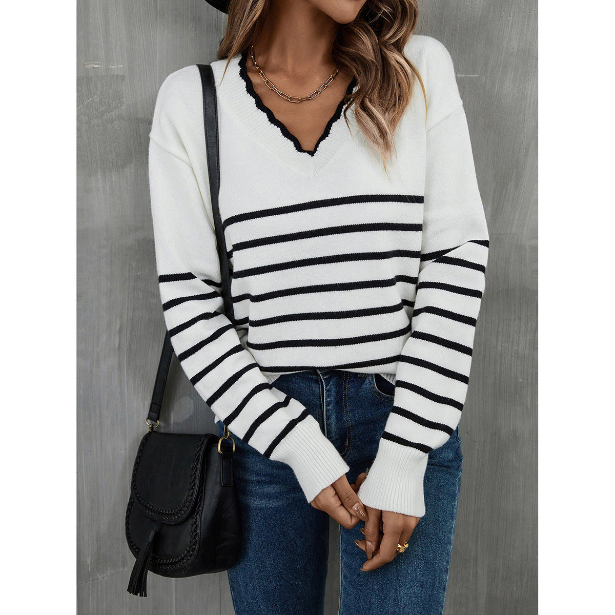 Damen V-Pullover Streifenmuster Eveloria