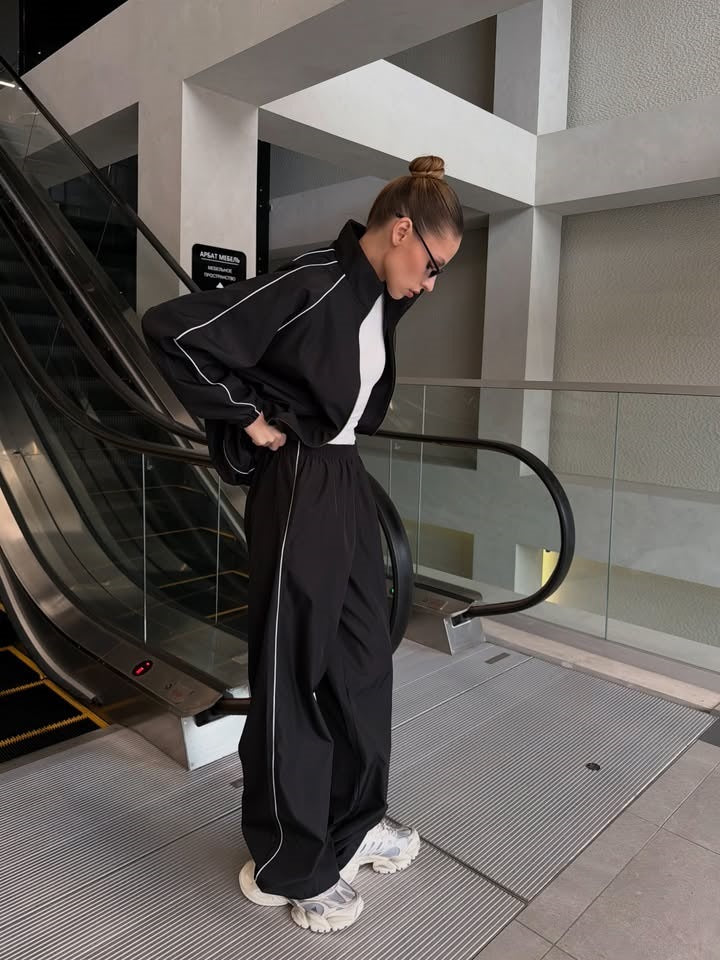 Damen Sportset Jacke und Hose Stretch Reißverschluss Eveloria