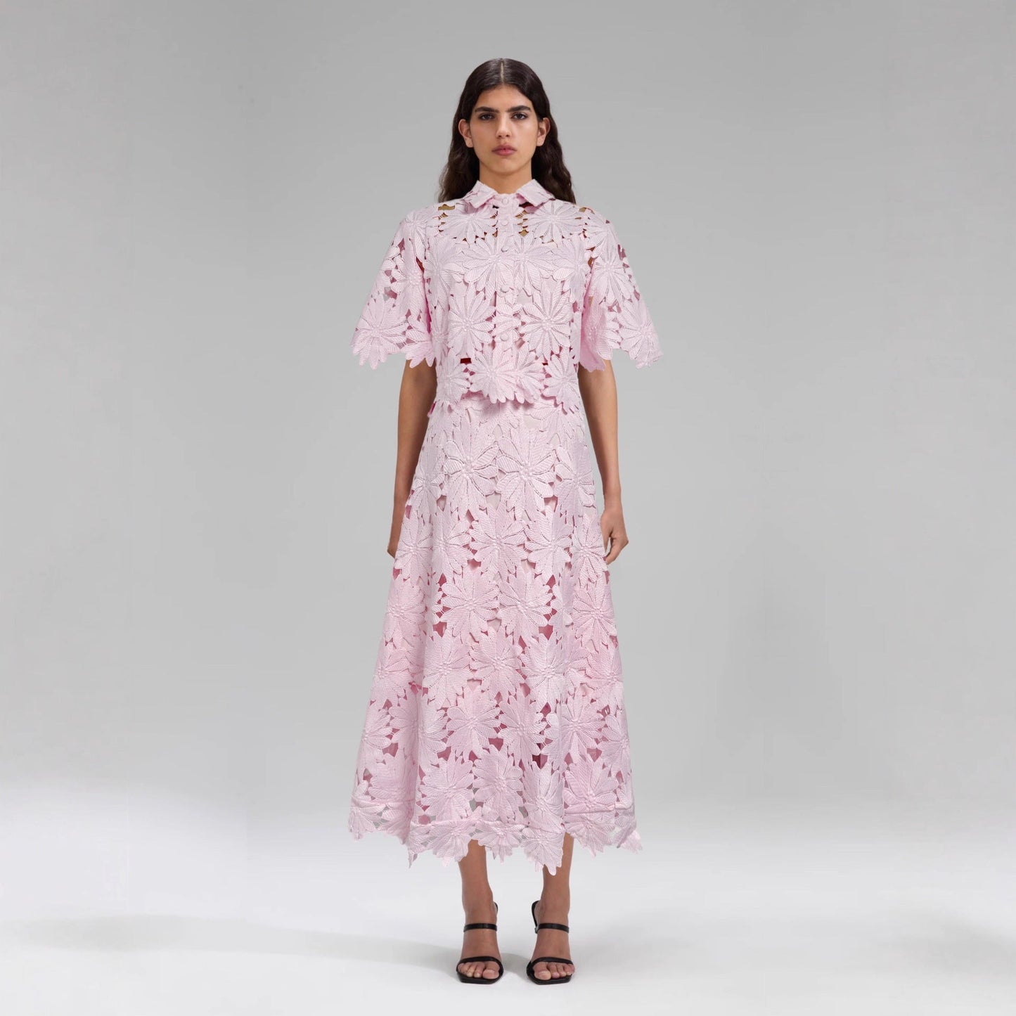 Damen Blumenkleid Hochkragen Voluminöse Ärmel Eveloria