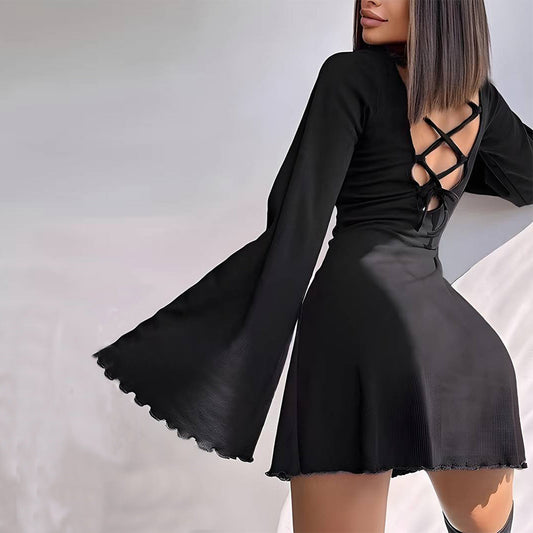 Damen Minikleid Trompetenärmel Skulpturaler Saum Eveloria - Eveloria