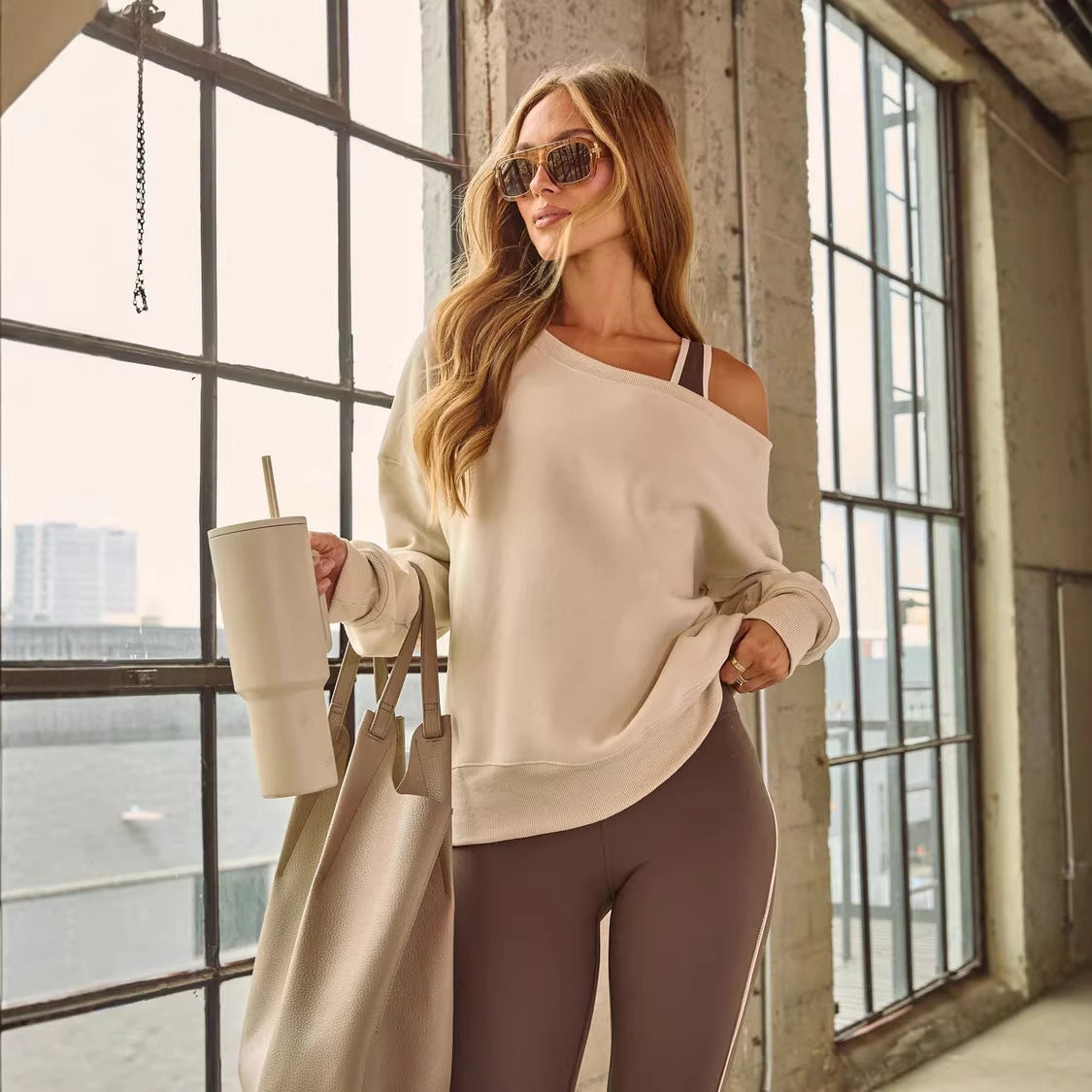 Damen Off-Shoulder Pullover Breite Ärmel Modisch Eveloria