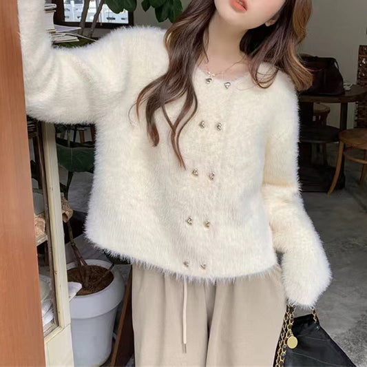 Damen Strickjacke Flauschig mit goldenen Knöpfen Schwarz - Eveloria