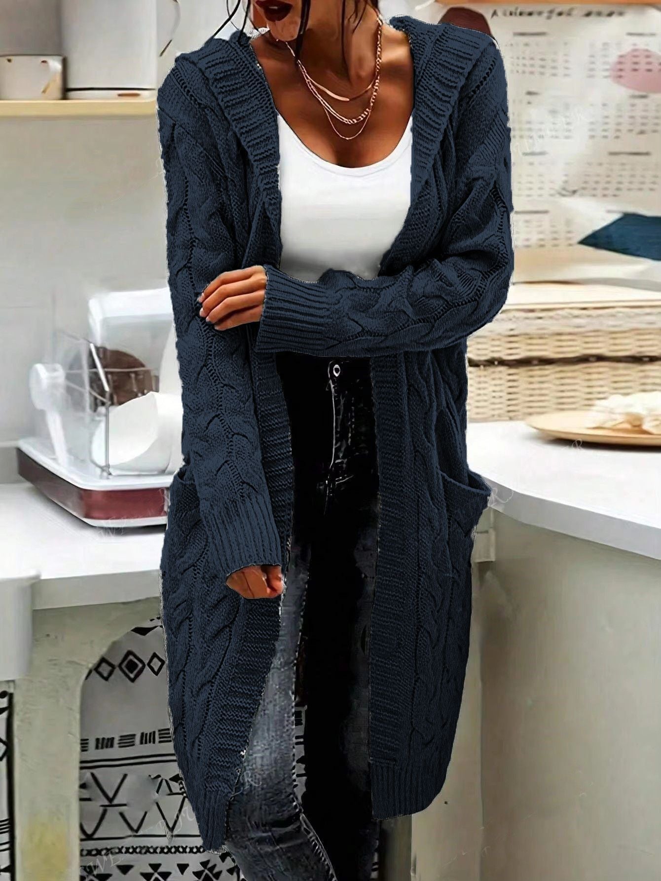 Damen Grosstrick Cardigan mit Kabelmuster und Taschen