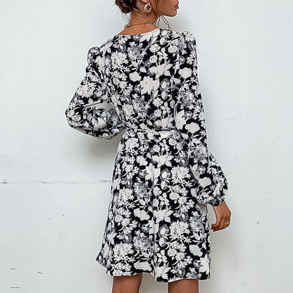 Damen Wickelkleid mit Blumenmuster Elastischer Gürtel Langer Ärmel