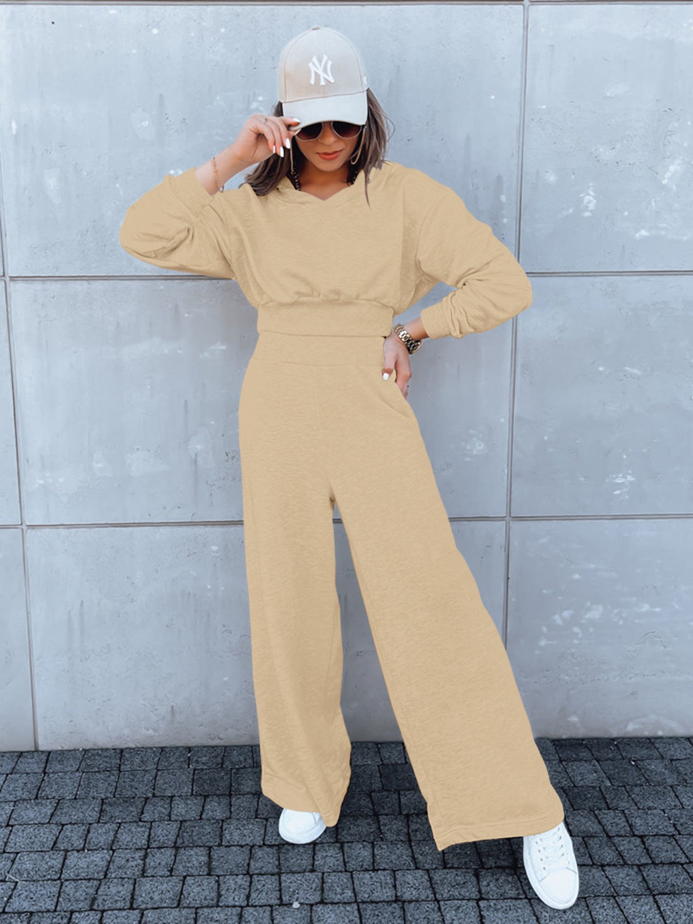 Damen Jumpsuit Weites Bein Kapuze Eveloria