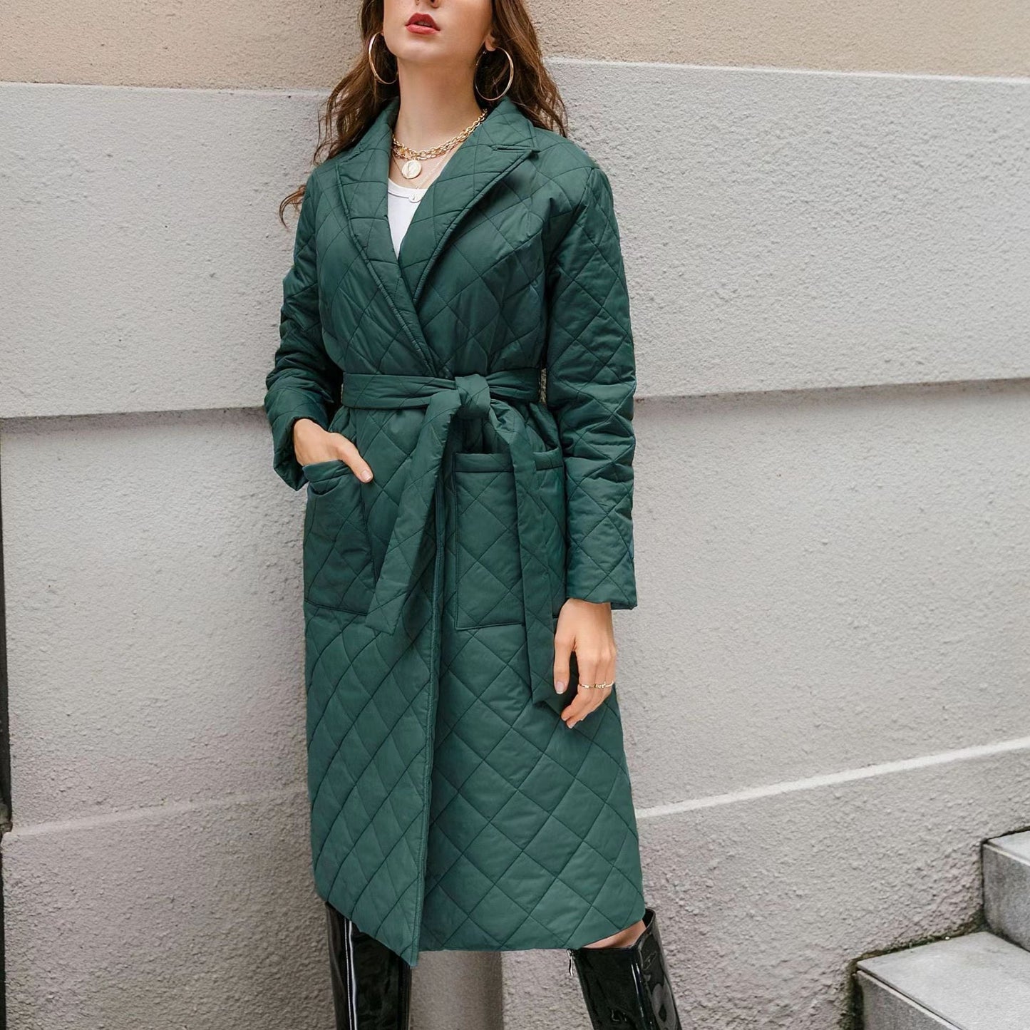 Damen Wintermantel Gesteppt Elegant Gürtel Eveloria