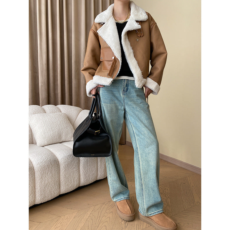 Damen Lammfelljacke Cropped Schnitt mit Druckknöpfen Eveloria