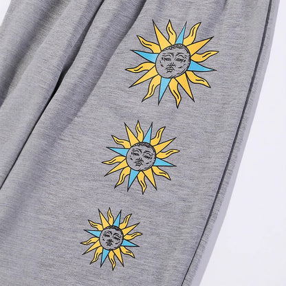 Damen Sweatpants Bequem Sonnenmotiv Trend Eveloria