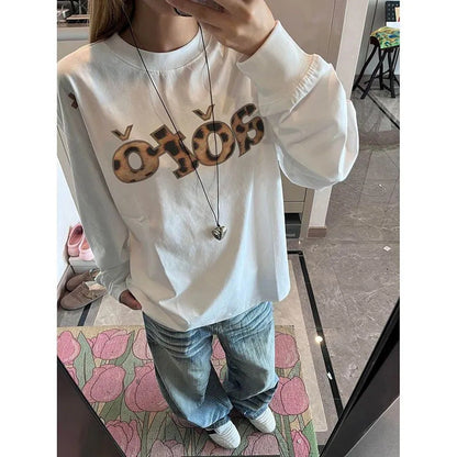 Damen Langarmshirt Eveloria Grafikdesign Weiss