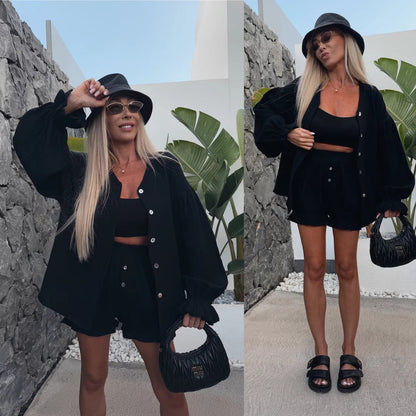Damen Set Kurze Hose Luftige Bluse Rüschendetails