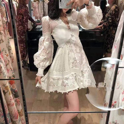 Damen Volantkleid Blumenspitze Puffärmel - Eveloria