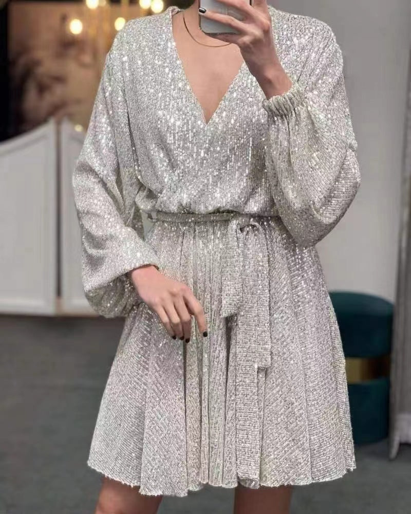 Damen Glitzerndes Mini-Kleid V-Ausschnitt Puffärmel Eveloria