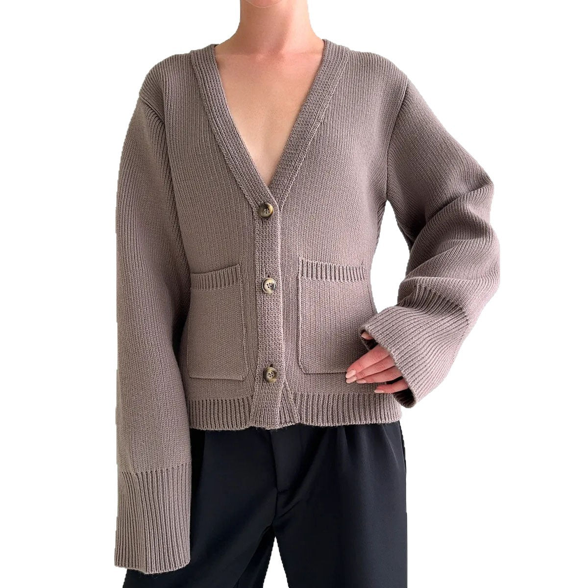 Damen Strickjacke V-Ausschnitt Große Taschen Eveloria