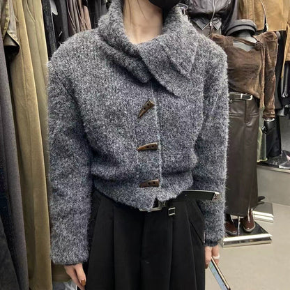 Damen Strickjacke mit Kragen und Drehverschluss Eveloria