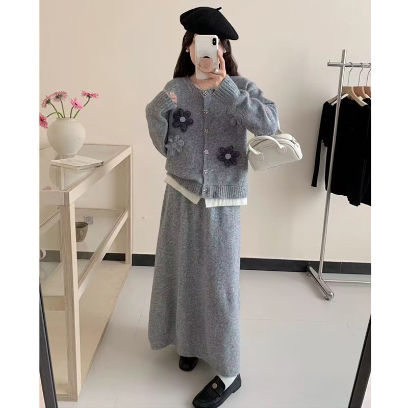 Damen Strickjacke Florale Applikationen Maxi-Rock
