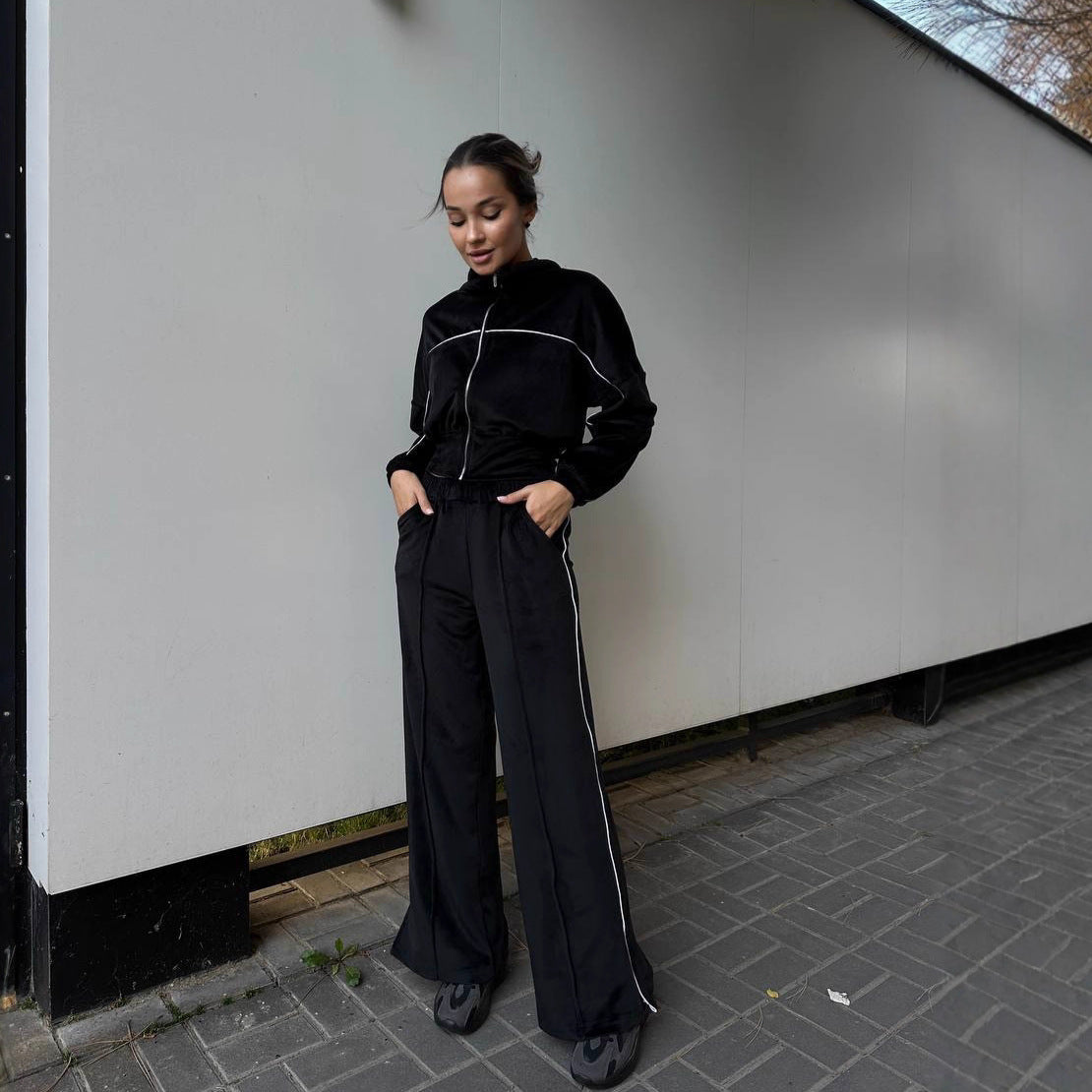 Damen Sportanzug Cropped Hoher Kragen Reißverschluss Eveloria
