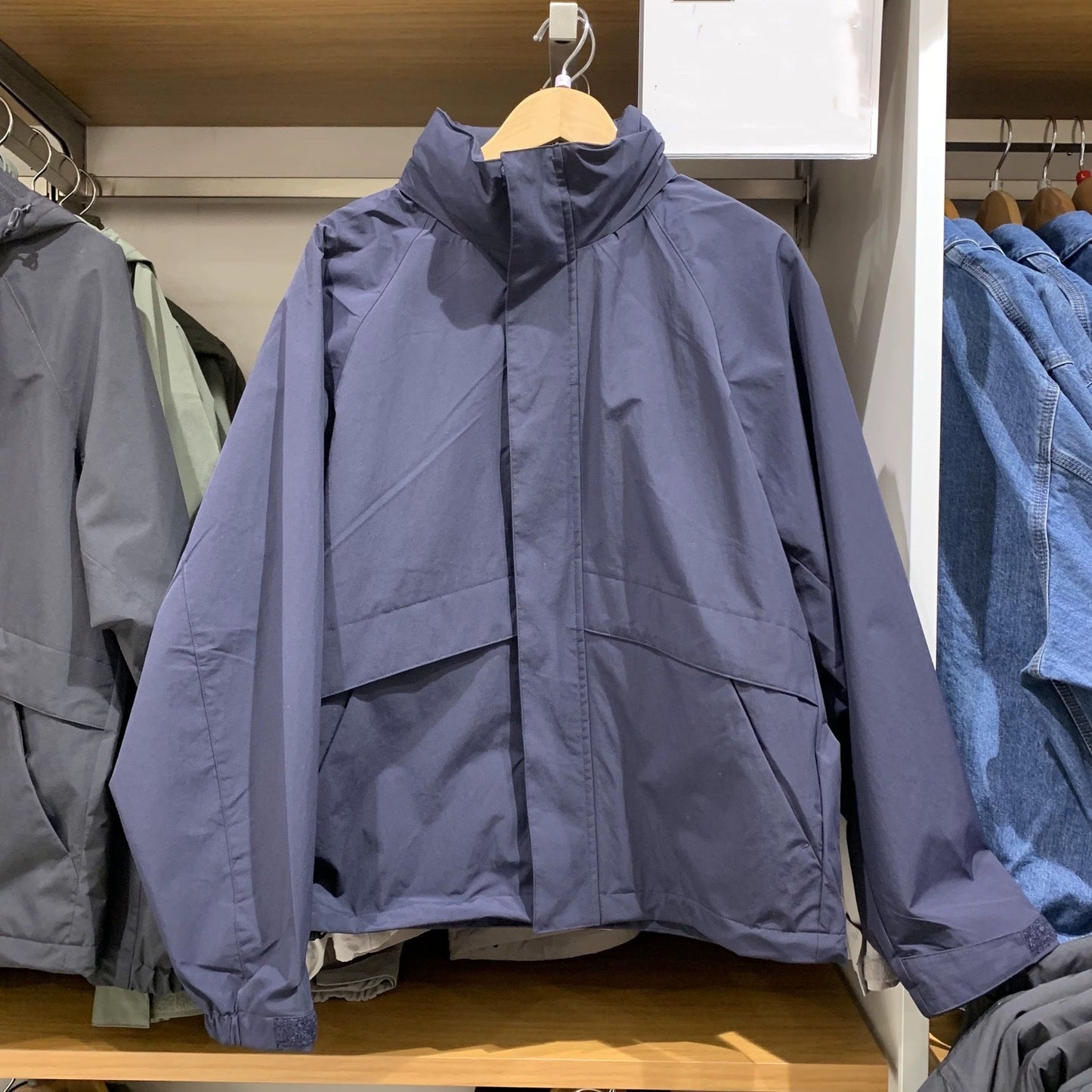 Eveloria Damen Outdoorjacke Atmungsaktiv Verstellbare Kapuze