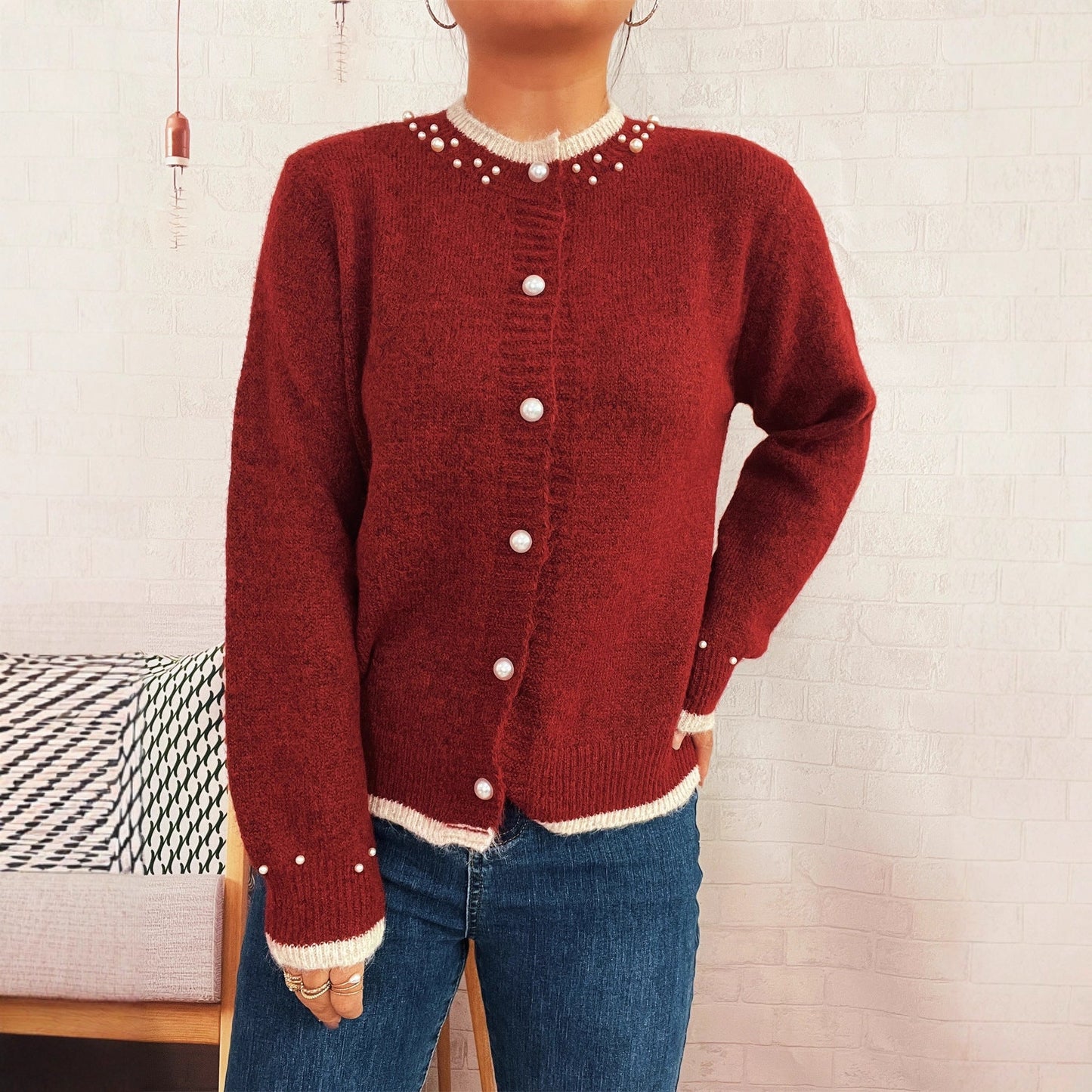 Damen Strickjacke Edel mit Perlenverzierungen und Knöpfen