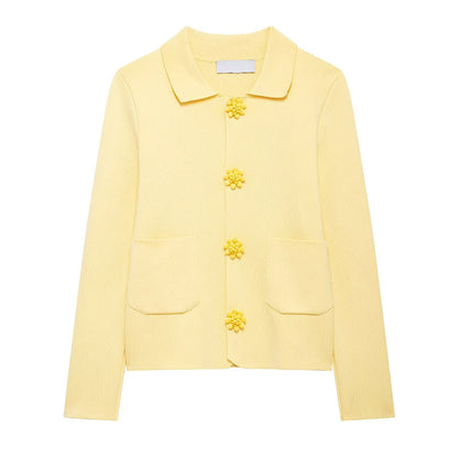 Damen Strickjacke mit Blütenknöpfen Eveloria