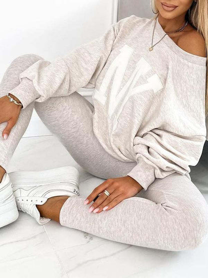 Damen Oversized Pullover mit floralem Logo und passender Leggings