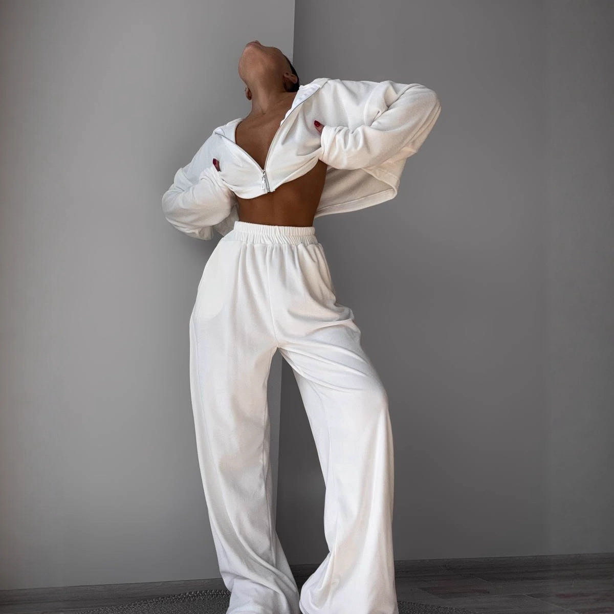 Damen Velours Set Cropped Oberteil Weite Hose Eveloria