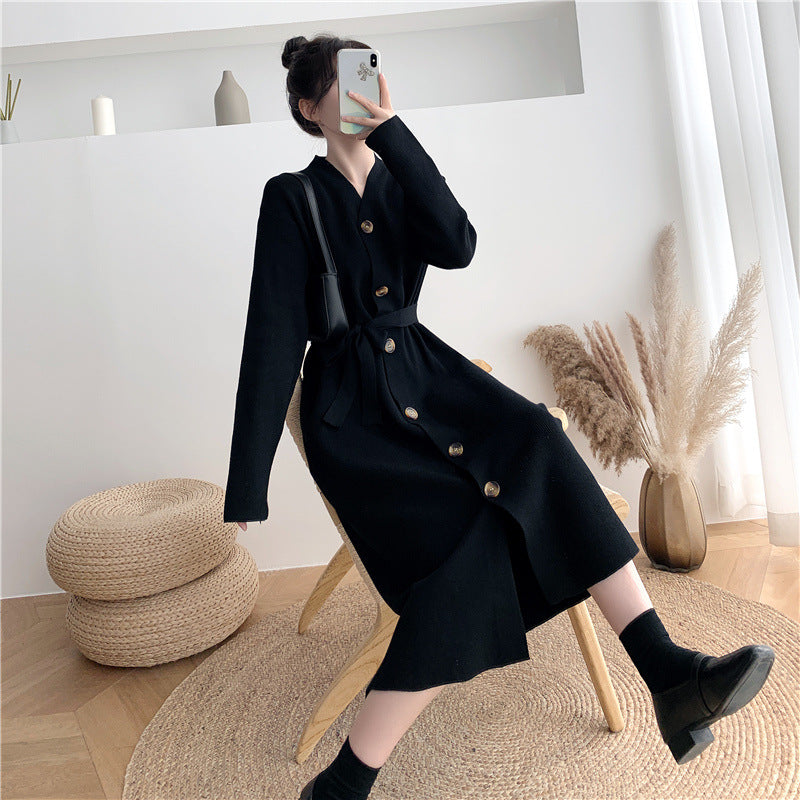 Damen Strickkleid Knielang Mit Knöpfen Und Gürtel