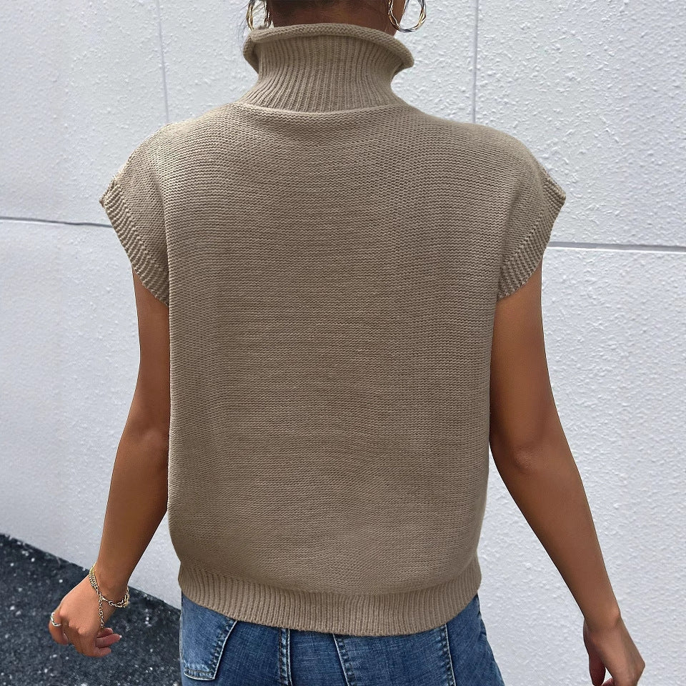 Damen Strickoberteil mit hohem Kragen und Zopfmuster